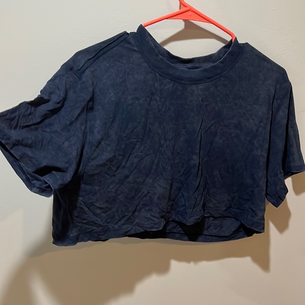 Wash true navy lululemon all yours tee crop top
